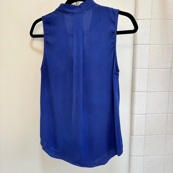 Quince Women's Blue Washable Silk Stretch Sleeveless Top Size Small - Picture 8 of 12